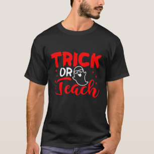 Camiseta Docente ou Professora Aposentada Fantasma de Hallo