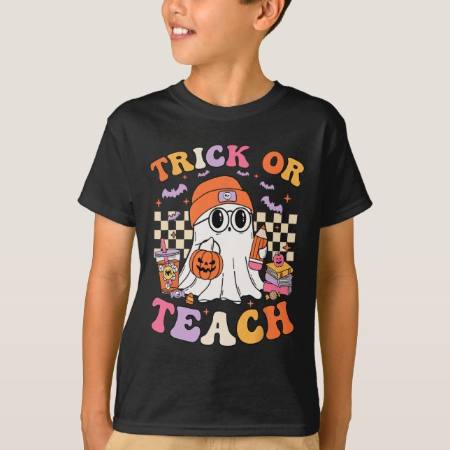 Camiseta Docinho De Halloween Ou Café Fantasma De Ensino (Frente)