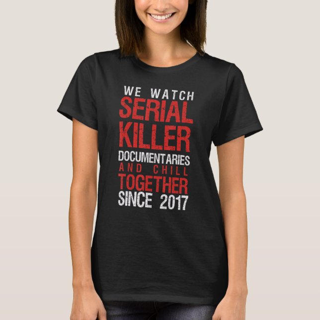Camiseta Documentários do Assassino Serial Casal 2017 (Frente)