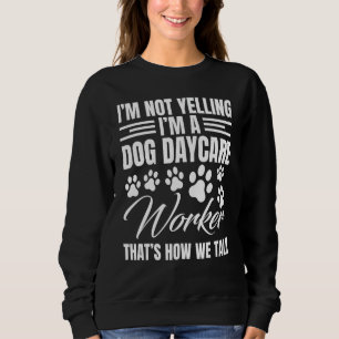 Camiseta Doggie Day Care Essentials Service Doggy Daycare W