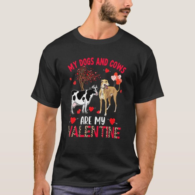Camiseta Dogs And Cows Are My Valentine Whippet With Cow Fa (Frente)