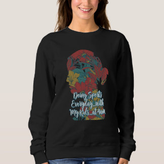 Camiseta Doing Sports with Kids Mom of Boys Humor Mom and S