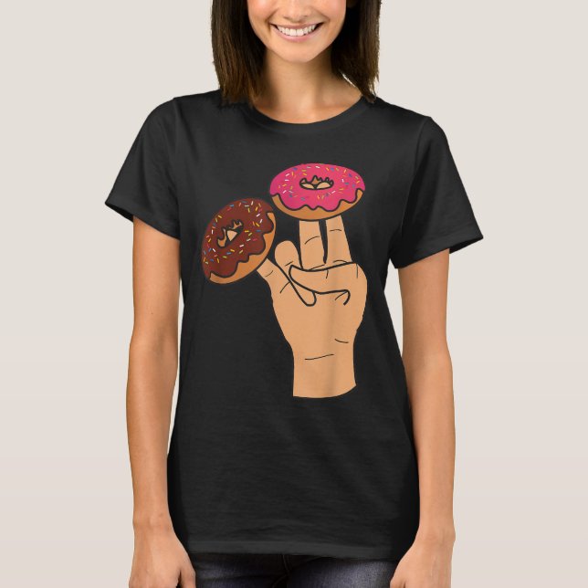 Camiseta Dois Na Rosa No Chocante Engraçado (Frente)