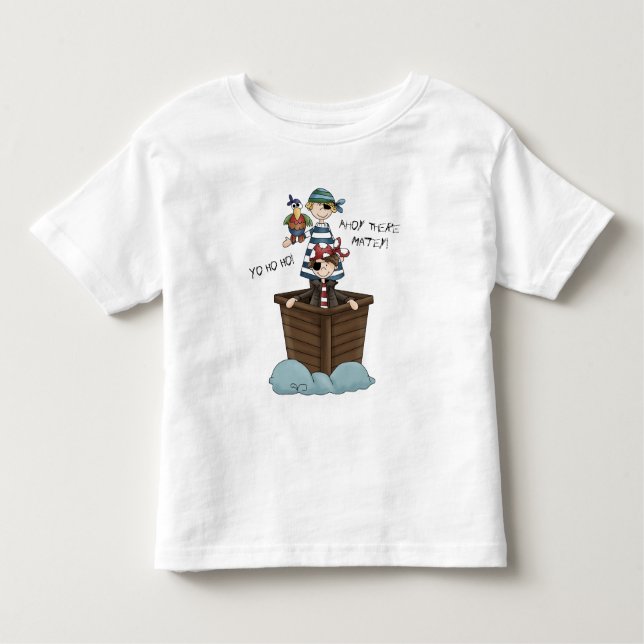 Camiseta Dois Piratas Em Navio Pirata Com Papagaio (Frente)