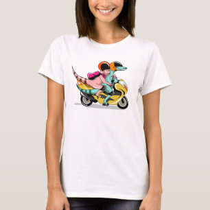 Camiseta Dois Raptores De Cartoon Andando Um Patinete De Mo