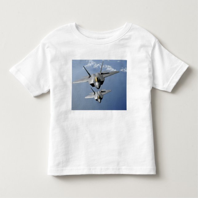 Camiseta Dois Raptores F-22 sobrevoam o Oceano Pacífico (Frente)