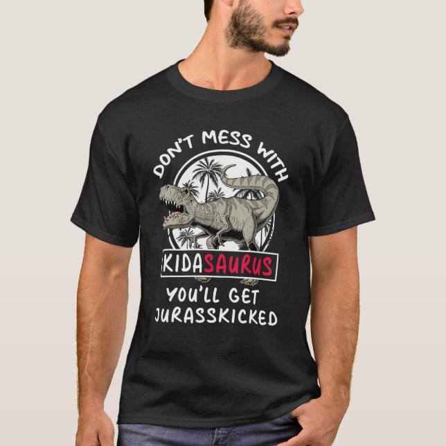 Camiseta Don Mess Com Kidasaurus Você Vai Ter Jurasschutado (Frente)