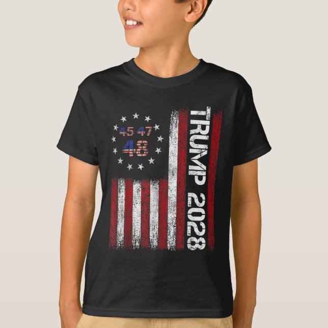 Camiseta Donald Trump 2028 Trump 45 47 48º Presidente Ameri (Frente)