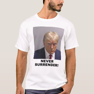 Camiseta Donald Trump Mug Shot - Trump Nunca Rende
