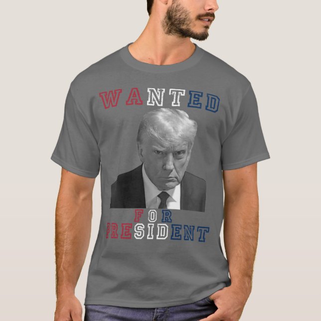 Camiseta Donald Trump Mugshot Queria O Presidente 2024 (Frente)