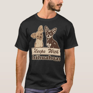 Camiseta Dorme com Chihuahuas