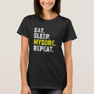 Camiseta Dorme Mysore Yoga Repita! Engraçado Mysore Yoga Ph