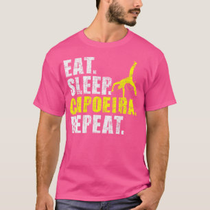 Camiseta Dormir Capoeira Repete Artes Marciais
