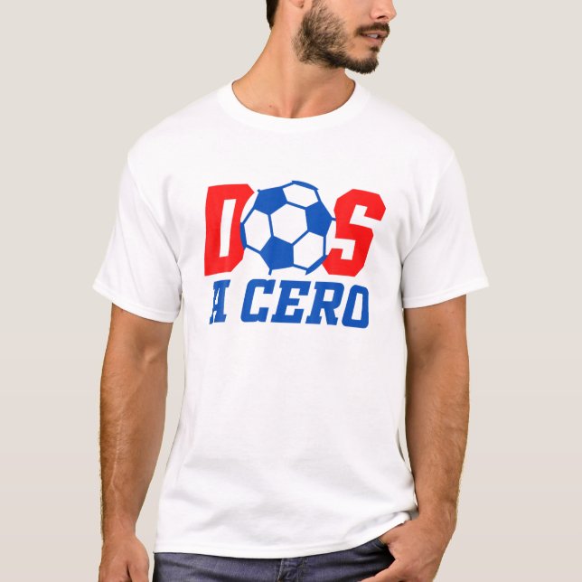Camiseta DOS Uma pontuação da rivalidade do CERO Funny Socc (Frente)