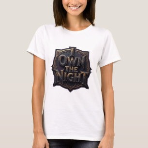 Camiseta Dourado Forte EU POSSUO A NOITE Design de Texto