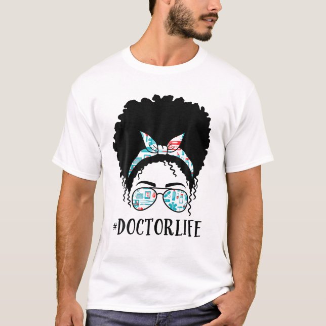 Camiseta Doutor Black Afro Messy Bun Crew Afro-Americano (Frente)