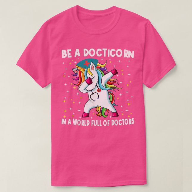 Camiseta Doutorado Como Um Médico Regular Dabbing Unicorn (Frente do Design)