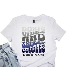 Camiseta Doxie Vibes Snuggly Cudles Retro PERSONALIZADO