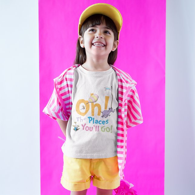 Camiseta Dr. Seuss | Oh, Os Lugares Que Você Vai! (Kid wearing tshirt)