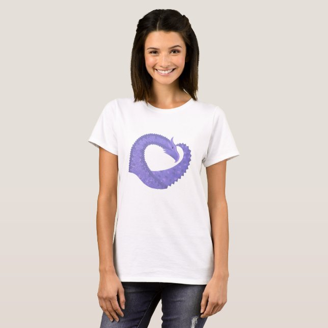 Camiseta dragão coração azul claro sobre branco (Frente Completa)