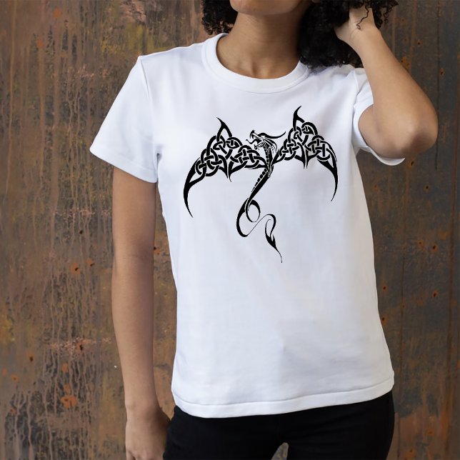 Camiseta Dragão Tribal Celta em Entrelaçado Preto Branco Fa (Criador carregado)