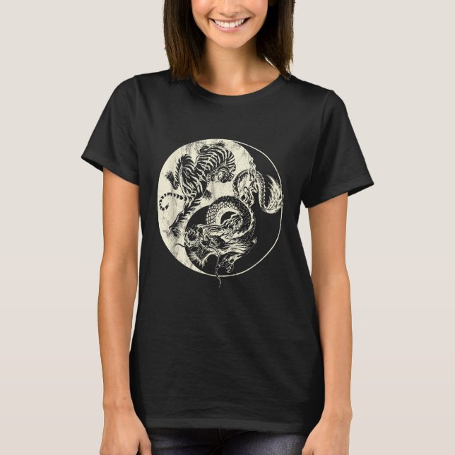 Camiseta Dragão Vs Tiger Tattoo! Yin E Yang Beast Fight (Frente)