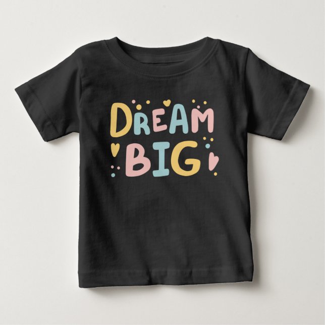 Camiseta Dream Big Pastel Hearts (Frente)