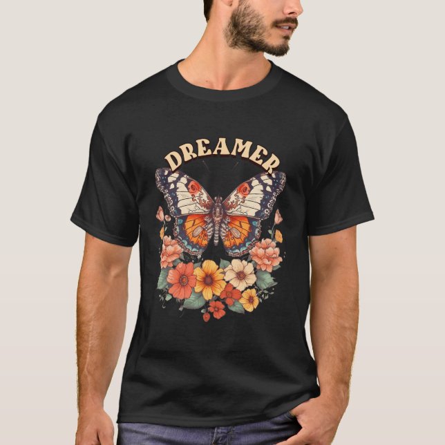 Camiseta Dreamer Flowers Borboleta Astrologia Celestial Ret (Frente)
