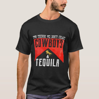 Camiseta Duas Coisas Que Não Perseguem Vaca E Humor De Tequ