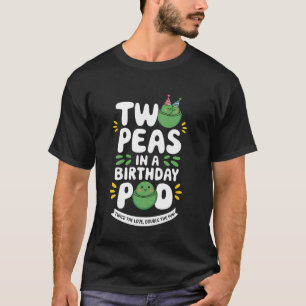 Camiseta Duas Ervilhas em um Humor Gêmeo de Vagem de Aniver