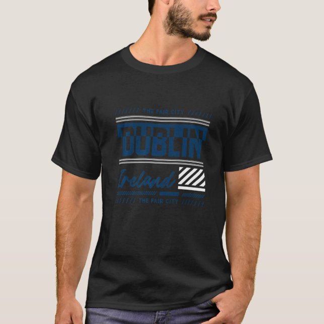 Camiseta Dublin Vacay Holiday Ireland Flag (Frente)