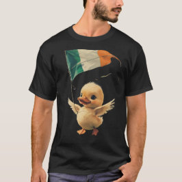 Camiseta Duckling Flying an Irish Flag Kite
