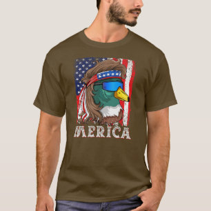 Camiseta Duckoholic Mallard Duck American Flag Waterfowl