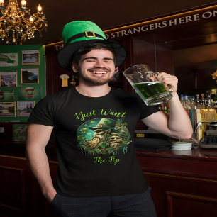 Camiseta Dupla Leprechaun Salvando Uma Ponta