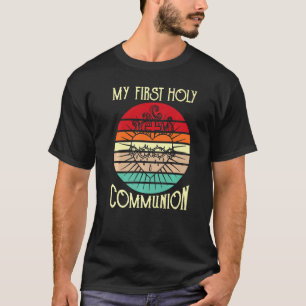 Camiseta Dy Vintage Meu Primeiro Sagrado Comunista Cristão