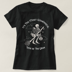 Camiseta É a época mais maravilhosa do Dia das Bruxas