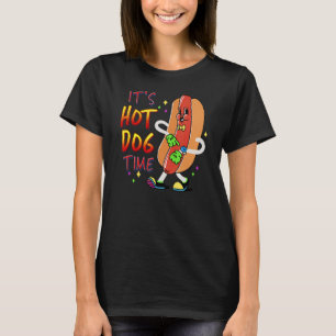 Camiseta É Cachorro Quente Cachorro Passando Em Uma Pedra C
