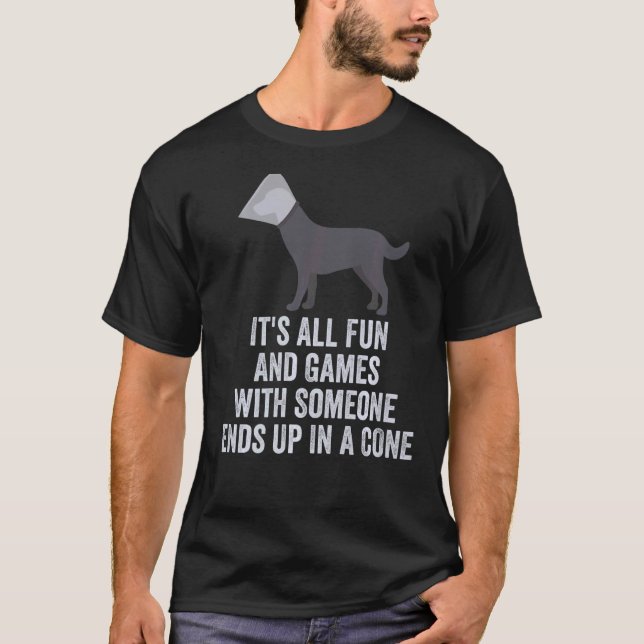 Camiseta É divertido e jogos com alguém acaba em um C (Frente)