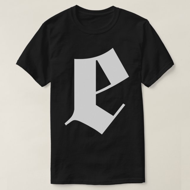 Camiseta e GÓTICO (Frente do Design)