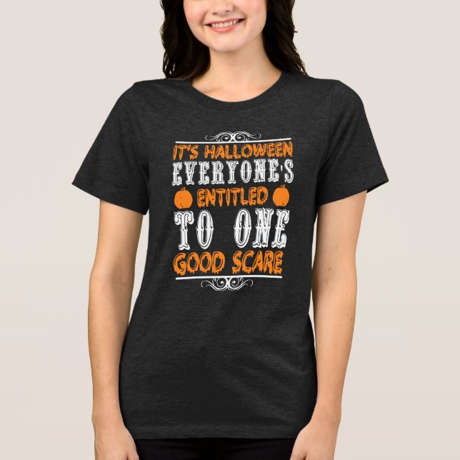 Camiseta É Halloween, Intitulado para um Bom Medo (Frente)