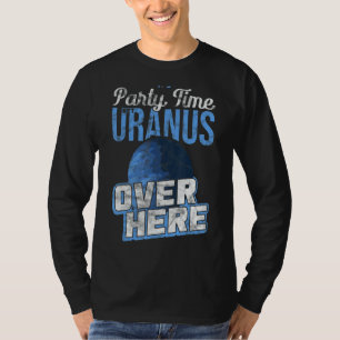 Camiseta É hora da festa chegar Urano aqui Mecha Quântica