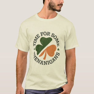 Camiseta É hora de St. Patrick fazer algumas travessuras de
