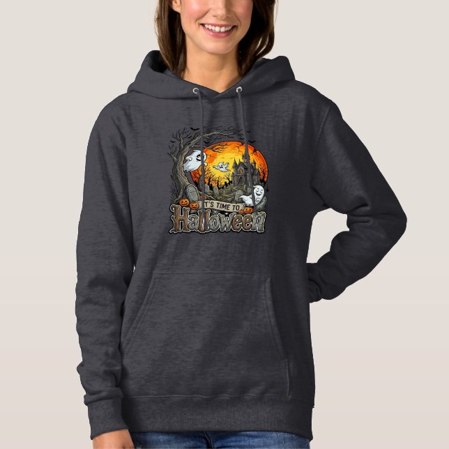 Camiseta É Hora Halloween Casa Assombrada Cemitério Assusta (Frente)