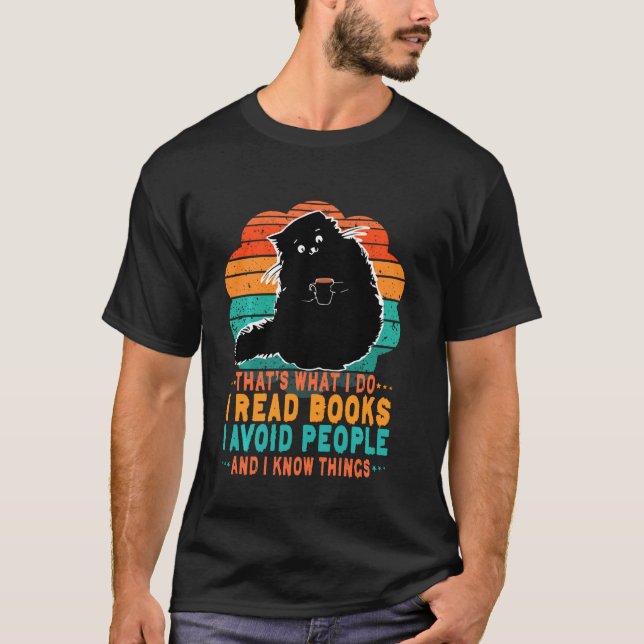 Camiseta É isso que eu leio livros que eu evito Pessoas que (Frente)
