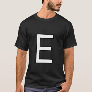 Camiseta E mães alfabéticas maiúsculas maiúsculas maiúscula