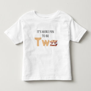Camiseta É Mais Bonfire Smore Para Ser Dois segundos aniver