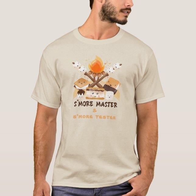 Camiseta É mais bonito, divertido, acampamento engraçado (Frente)