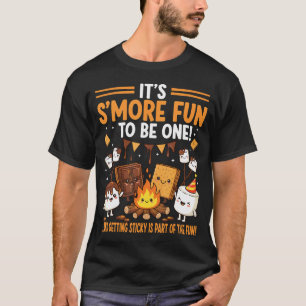 Camiseta É Mais Divertido Ser Um Aniversário de Acampamento