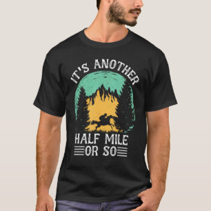 Camiseta É Mais Meia Milha Ou Cavalos.
