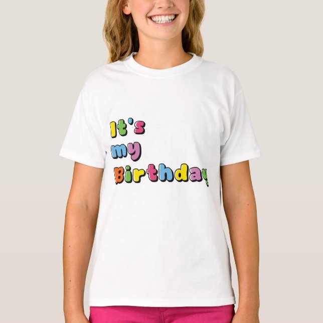 Camiseta É Meu Aniversário (Frente)